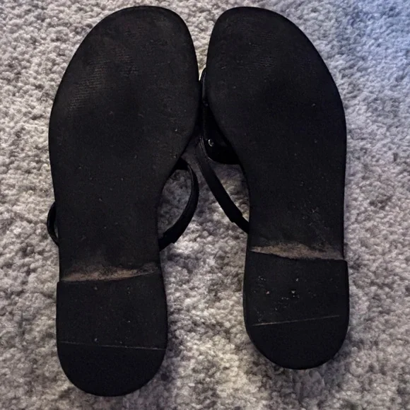 Steve Madden Knola Leather Sandals
With Gold Size: 9 - Picture 6 of 6